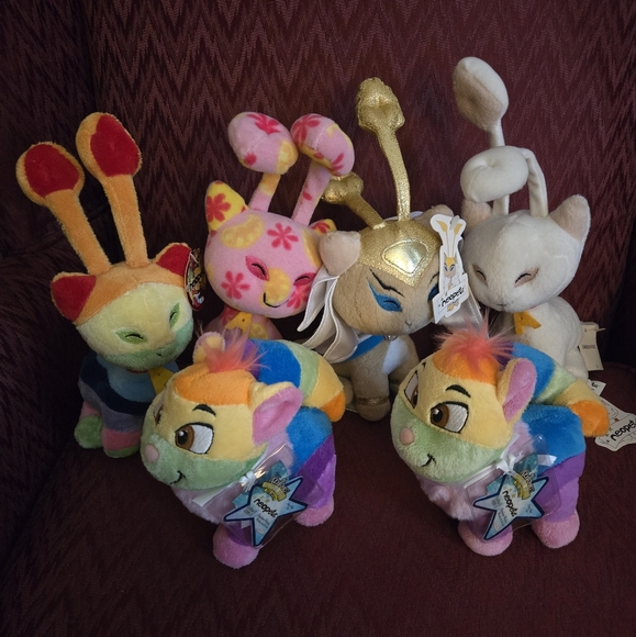 🚨 🎄Neopets Plushie Toy Lot - Picture 1 of 6